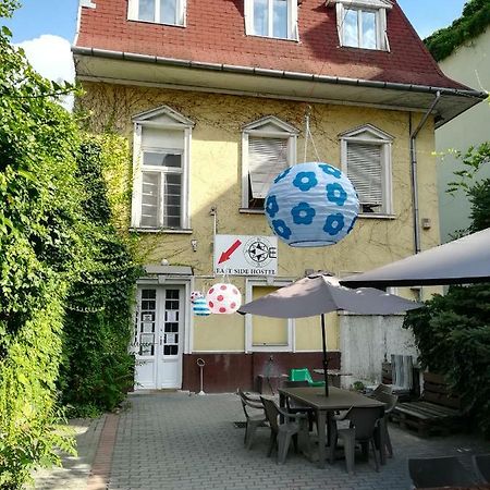 East Side Hostel Budapest Eksteriør bilde