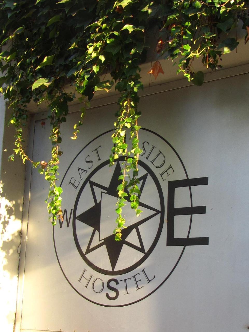 East Side Hostel Budapest Eksteriør bilde