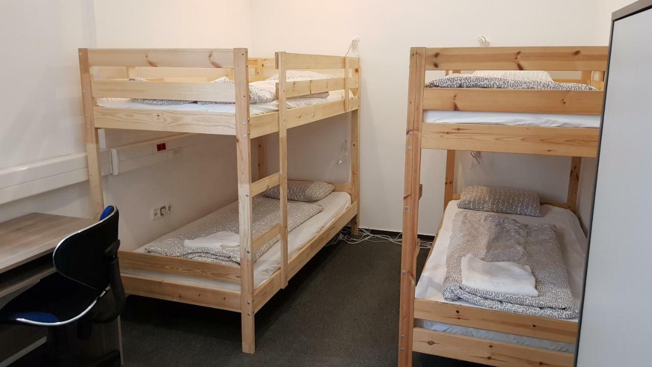 East Side Hostel Budapest Eksteriør bilde