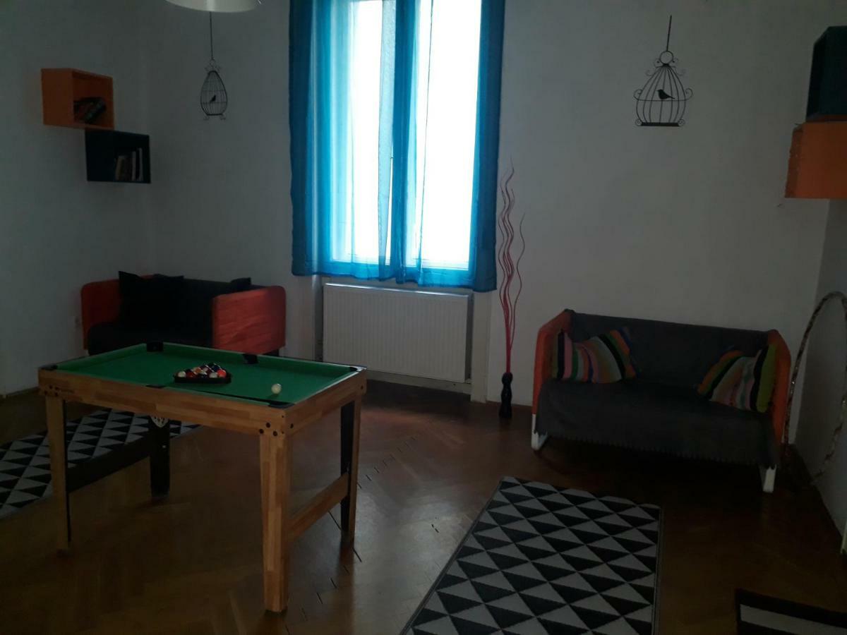 East Side Hostel Budapest Eksteriør bilde