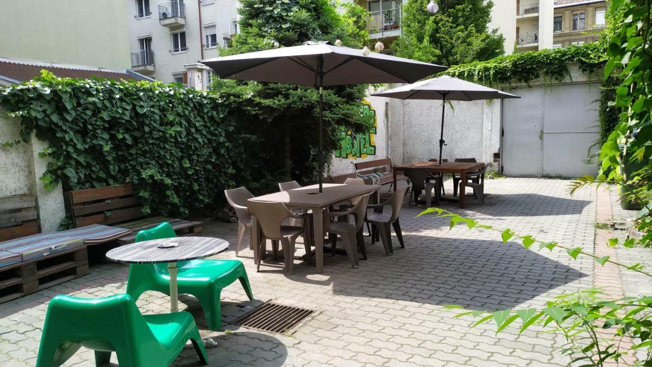 East Side Hostel Budapest Eksteriør bilde