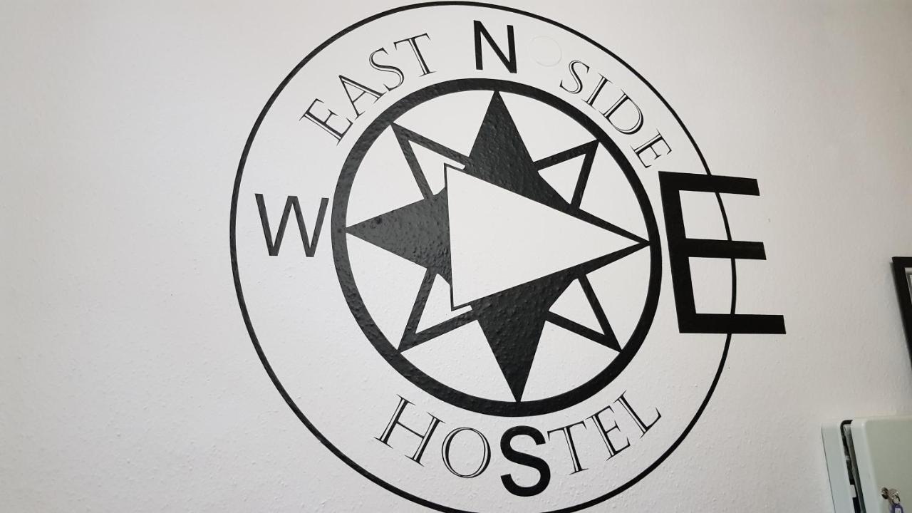 East Side Hostel Budapest Eksteriør bilde